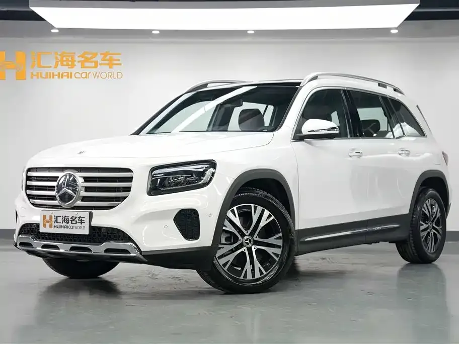 Mercedes-Benz GLB — фото 1