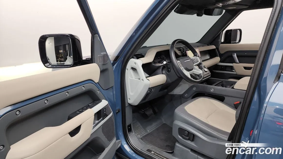 Land Rover Defender — фото 10