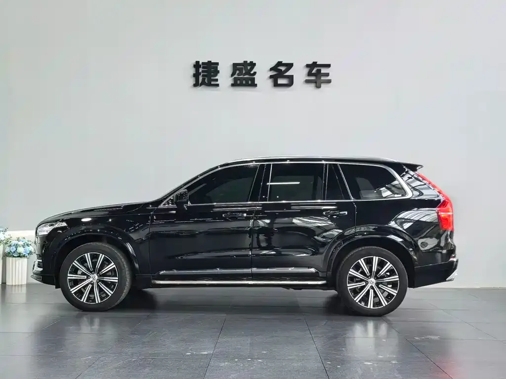 Volvo XC90 — фото 3