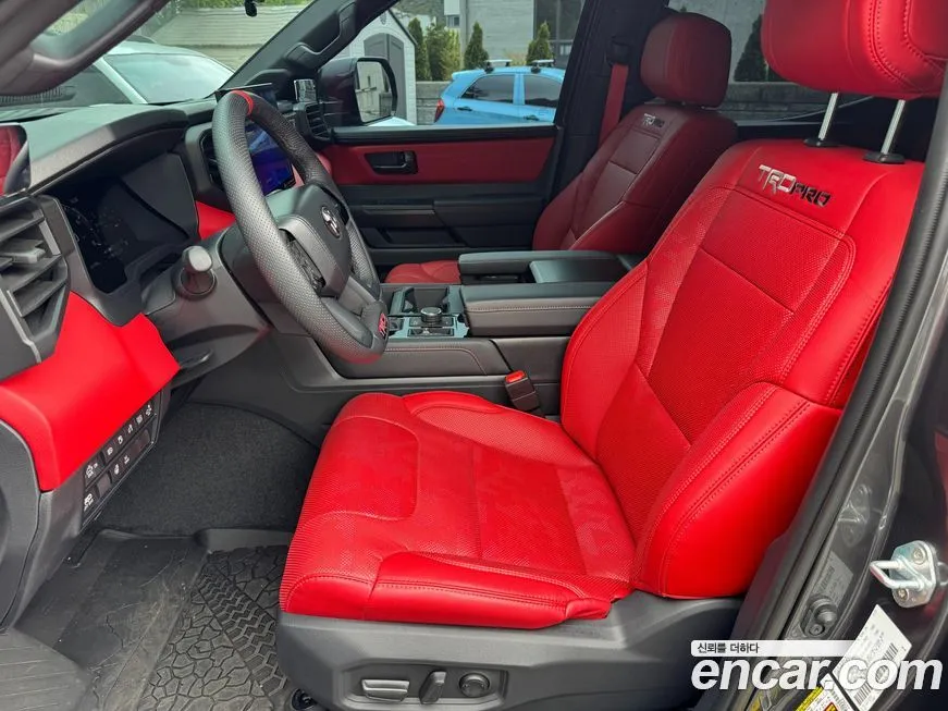 Toyota Tundra — фото 10
