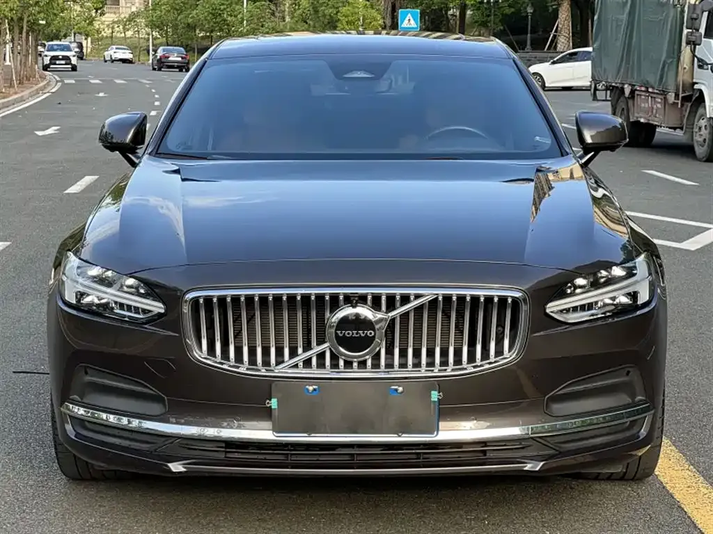 Volvo S90 — фото 4