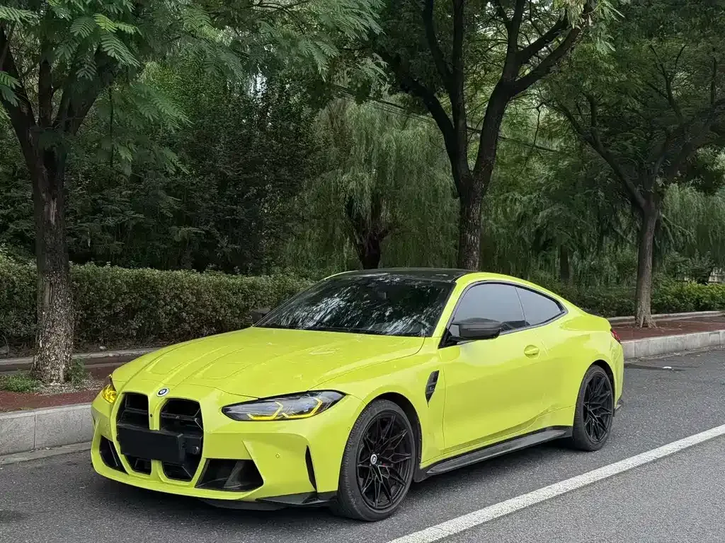BMW M4 — фото 1