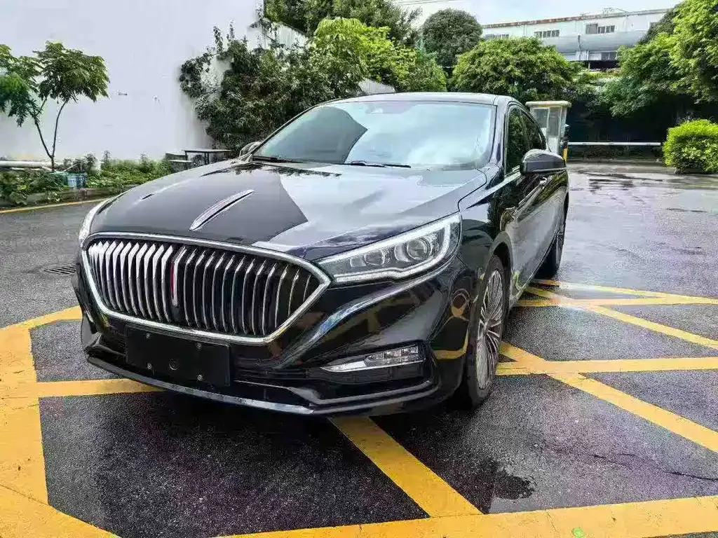 Hongqi H5 — фото 1