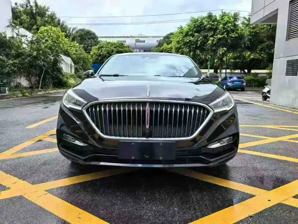Hongqi H5 — фото 2