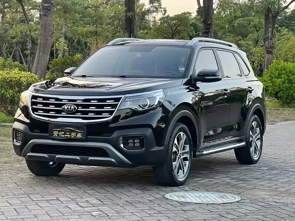 Kia Sportage — фото 1