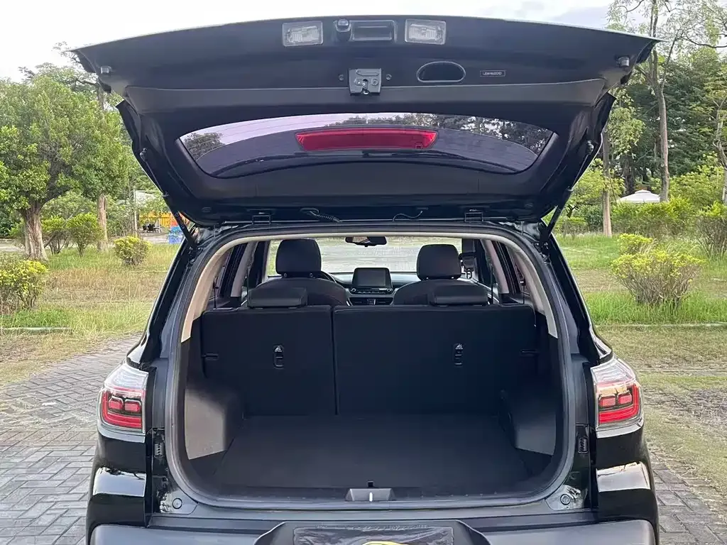 Kia Sportage — фото 10