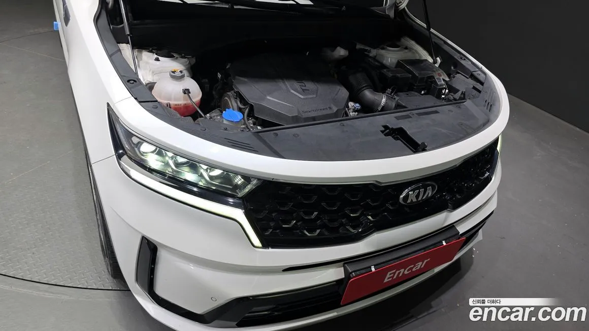 Kia Sorento — фото 6