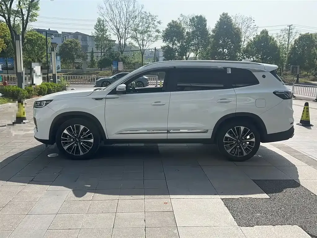 Chery Tiggo 8 PLUS — фото 7