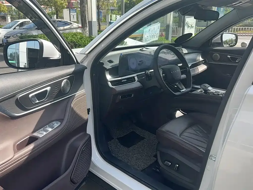 Chery Tiggo 8 PLUS — фото 9