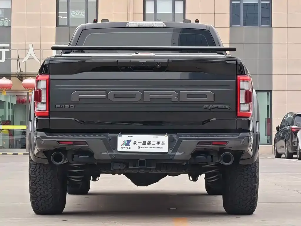 Ford F-150 Raptor — фото 6