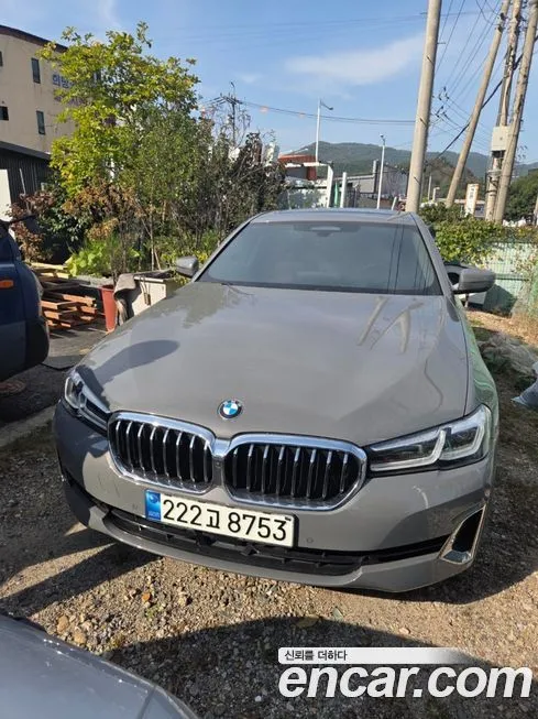 BMW 5-Series — фото 1