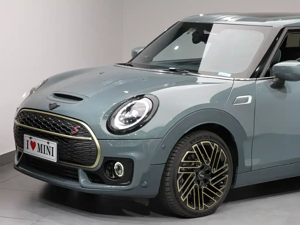 MINI Clubman — фото 5