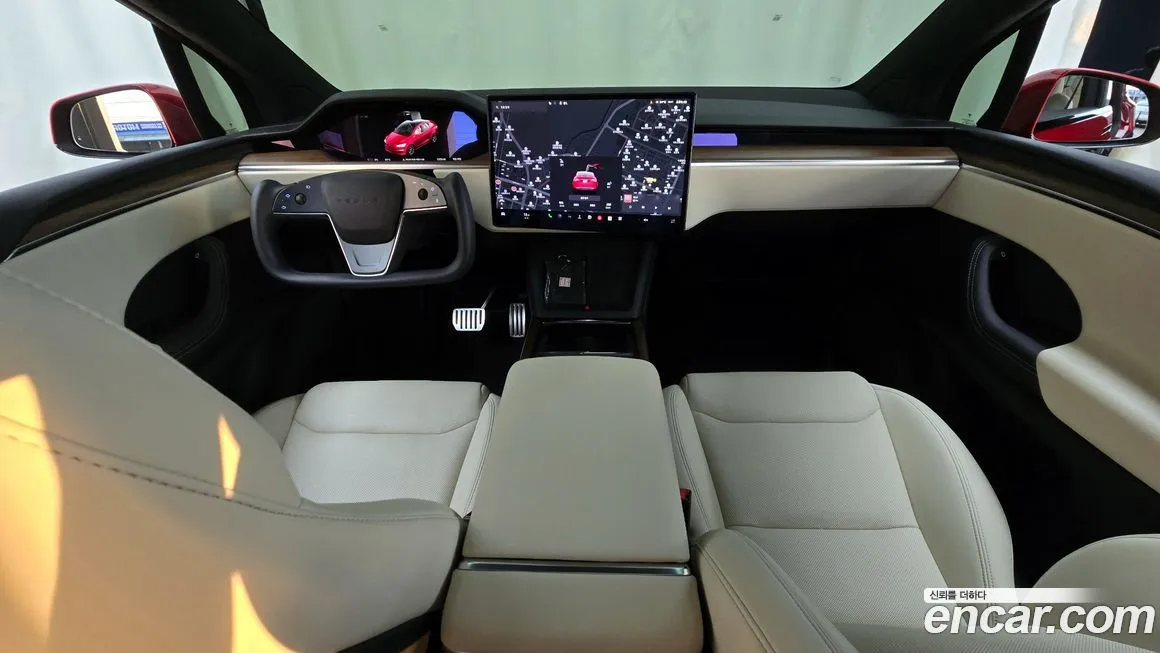Tesla Model X — фото 7