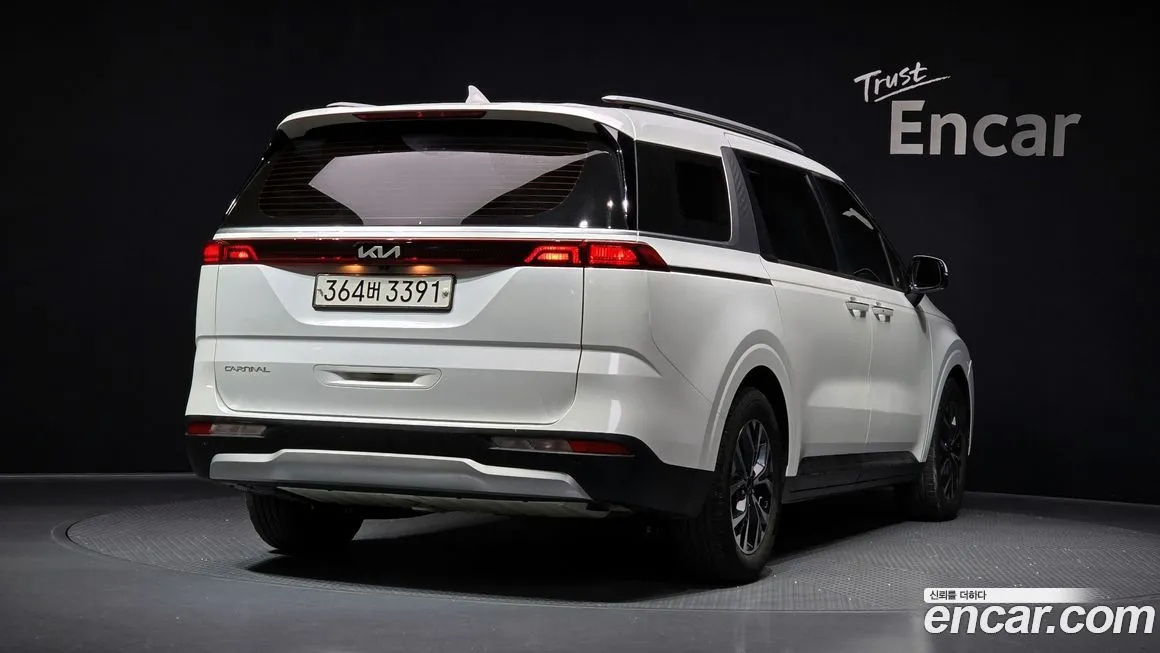 Kia Carnival — фото 2
