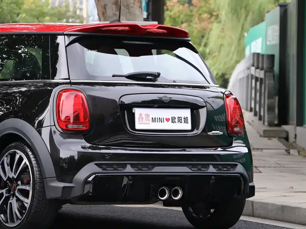 MINI JCW (John Cooper Works) — фото 10