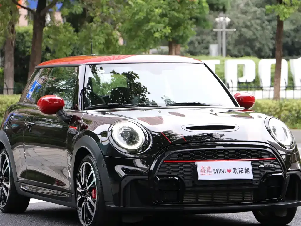 MINI JCW (John Cooper Works) — фото 3
