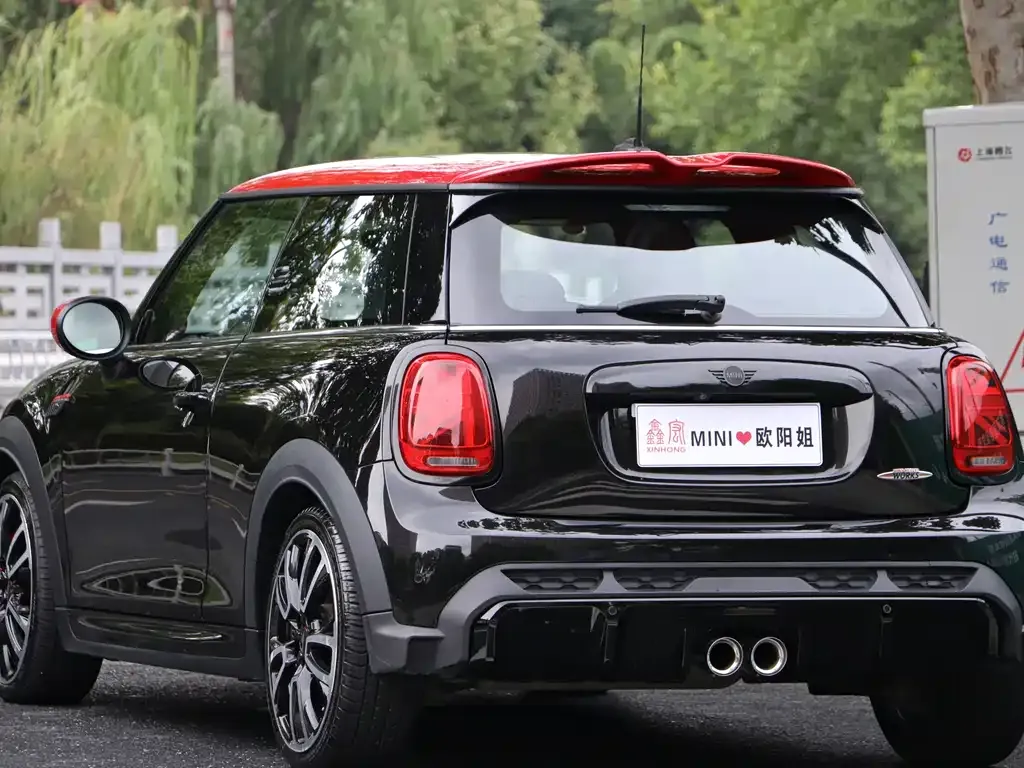 MINI JCW (John Cooper Works) — фото 6