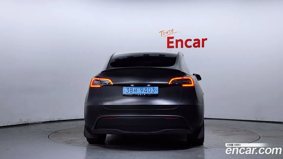 Tesla Model Y — фото 4