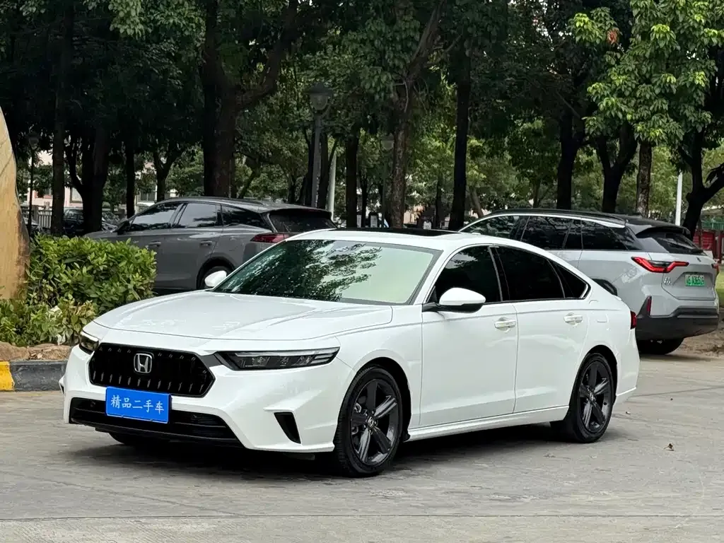 Honda Inspire — фото 1