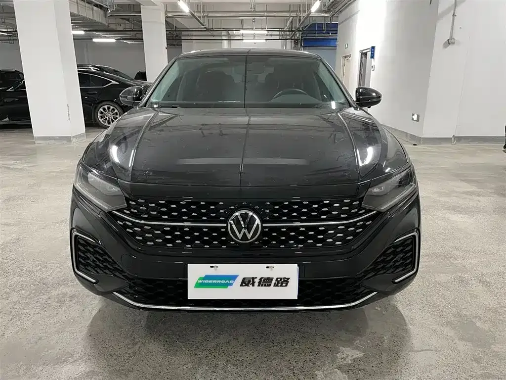Volkswagen Passat — фото 2