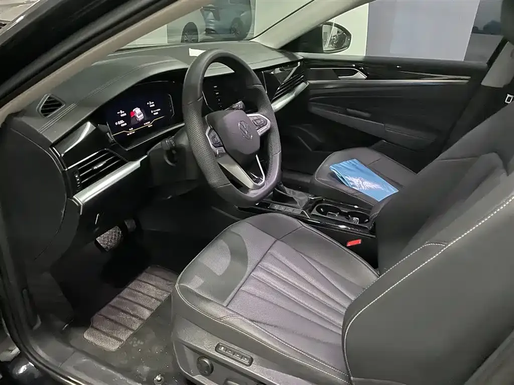 Volkswagen Passat — фото 7