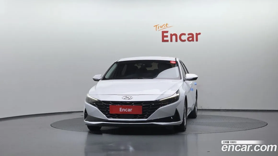 Hyundai AVANTE — фото 3