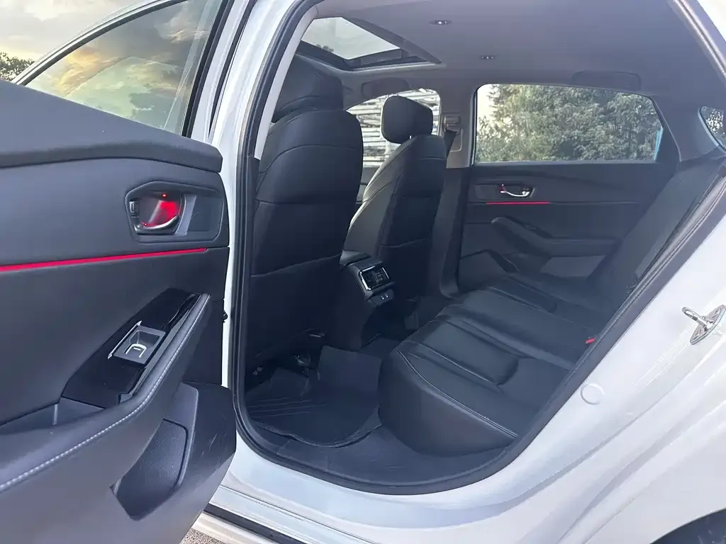 Honda Inspire — фото 6