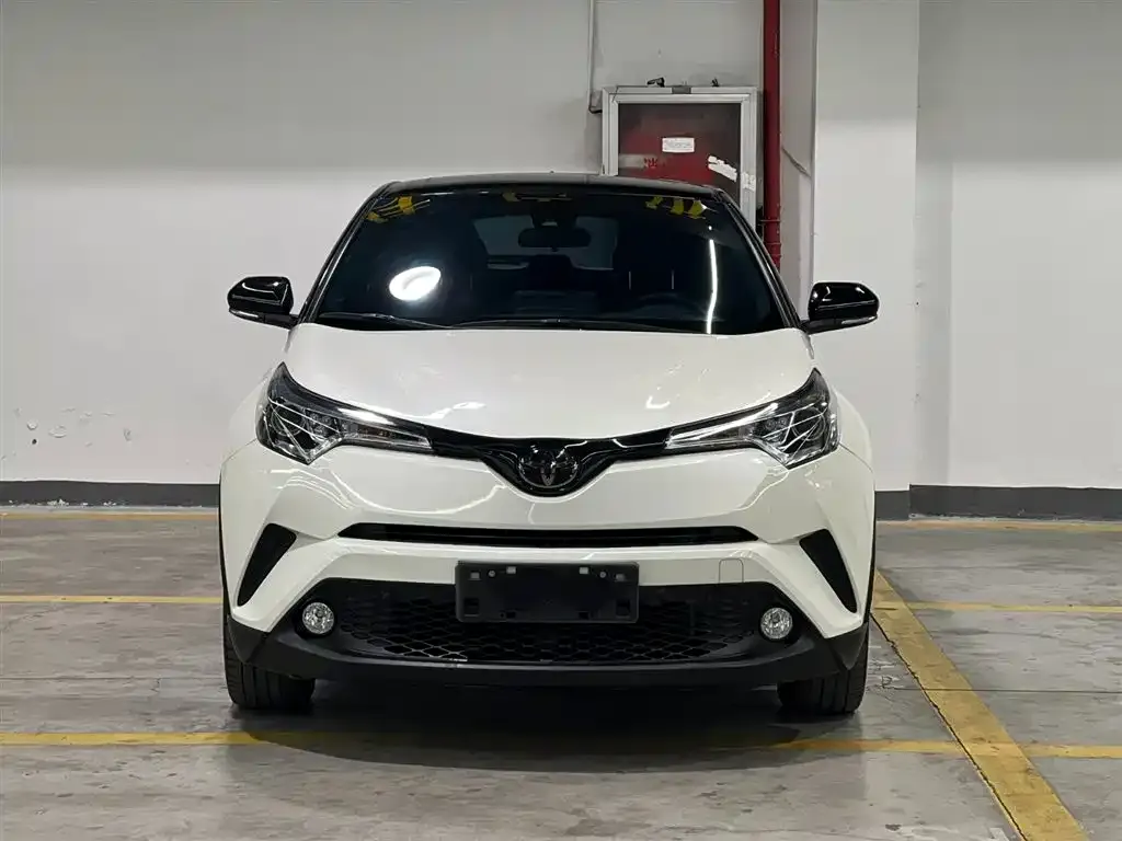 Toyota C-HR — фото 2