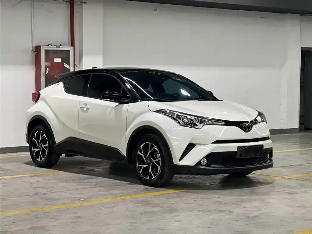 Toyota C-HR — фото 3