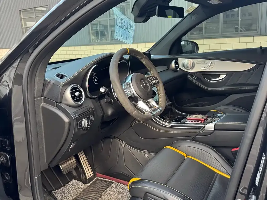 Mercedes-Benz GLC Coupe AMG — фото 9