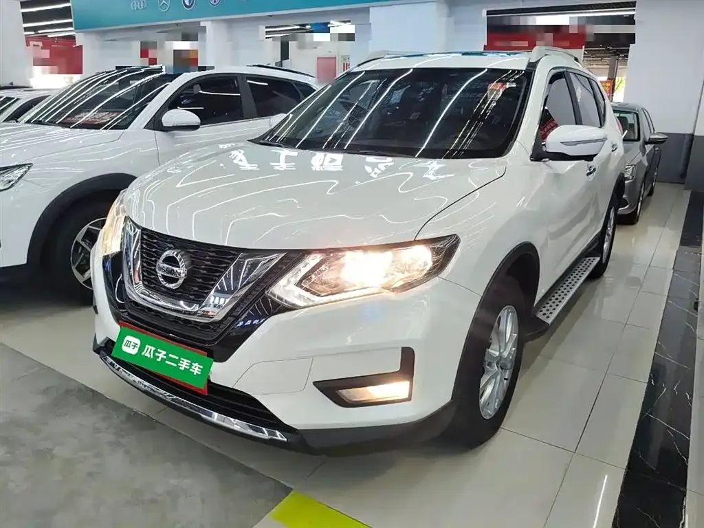 Nissan X-Trail — фото 2