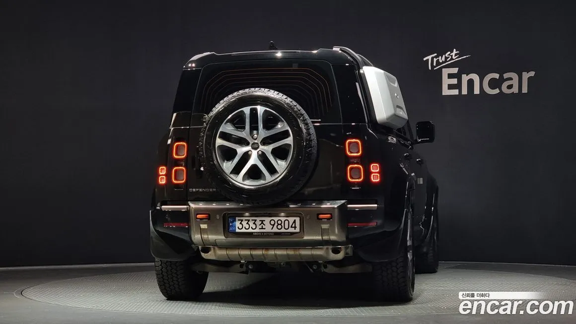 Land Rover Defender — фото 4