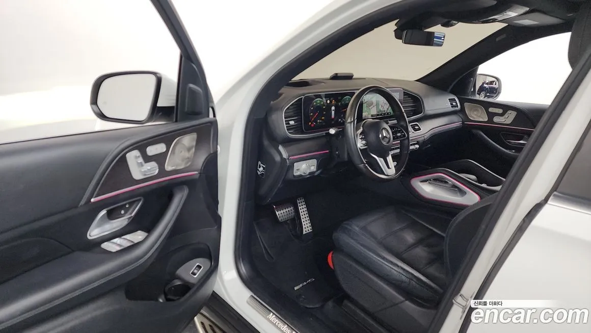Mercedes-Benz GLS-Class — фото 10