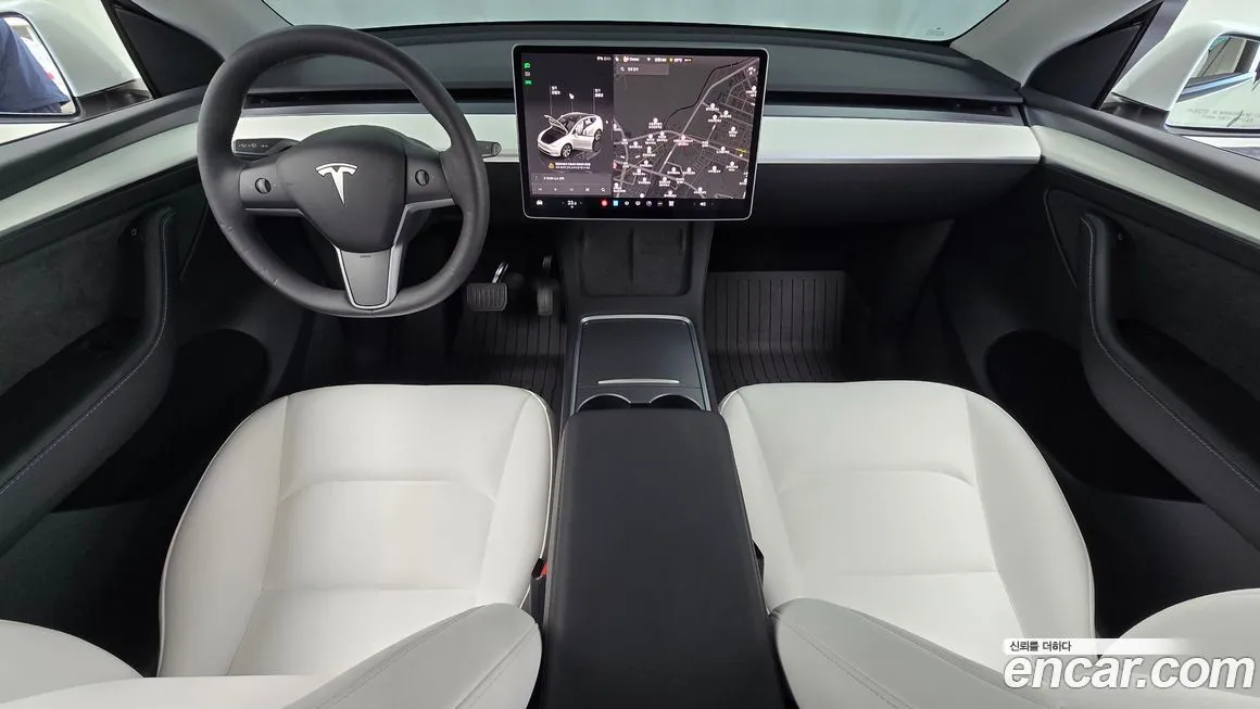 Tesla Model Y — фото 7