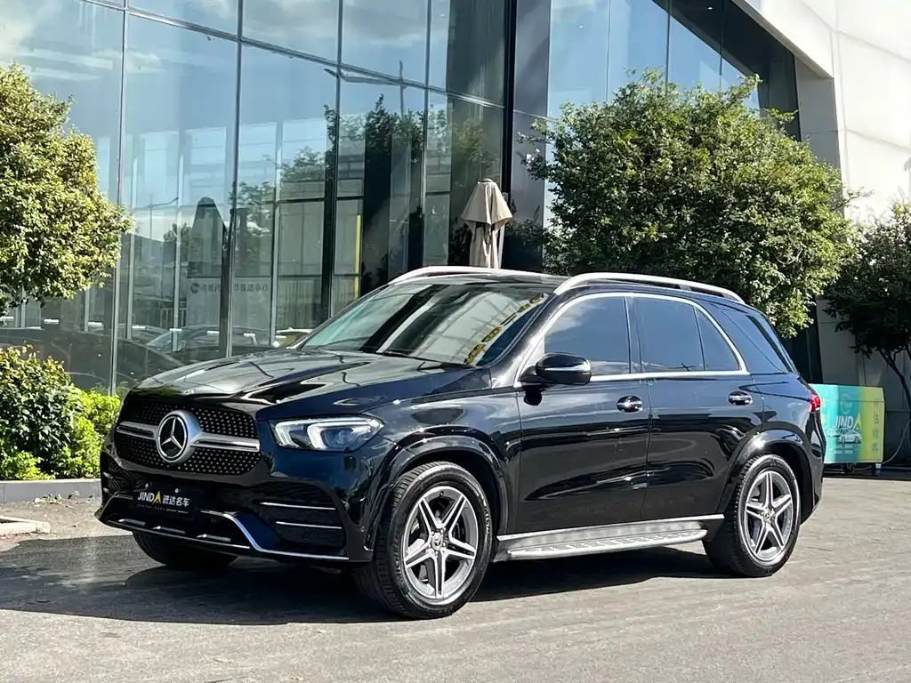 Mercedes-Benz GLE — фото 1