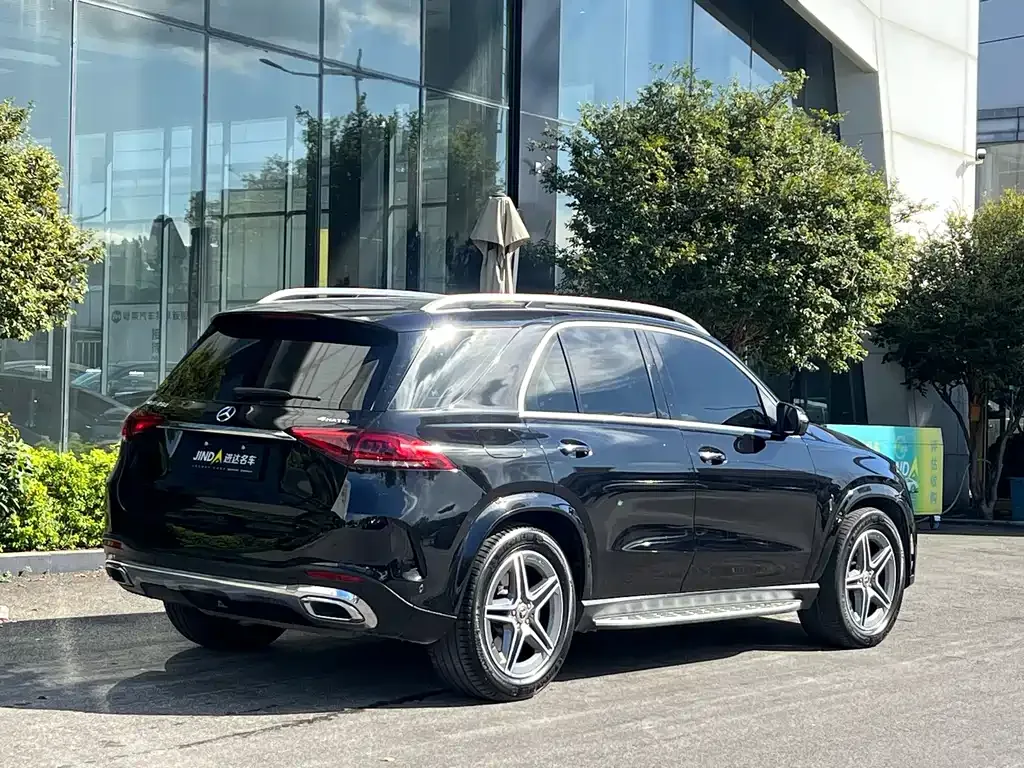 Mercedes-Benz GLE — фото 9