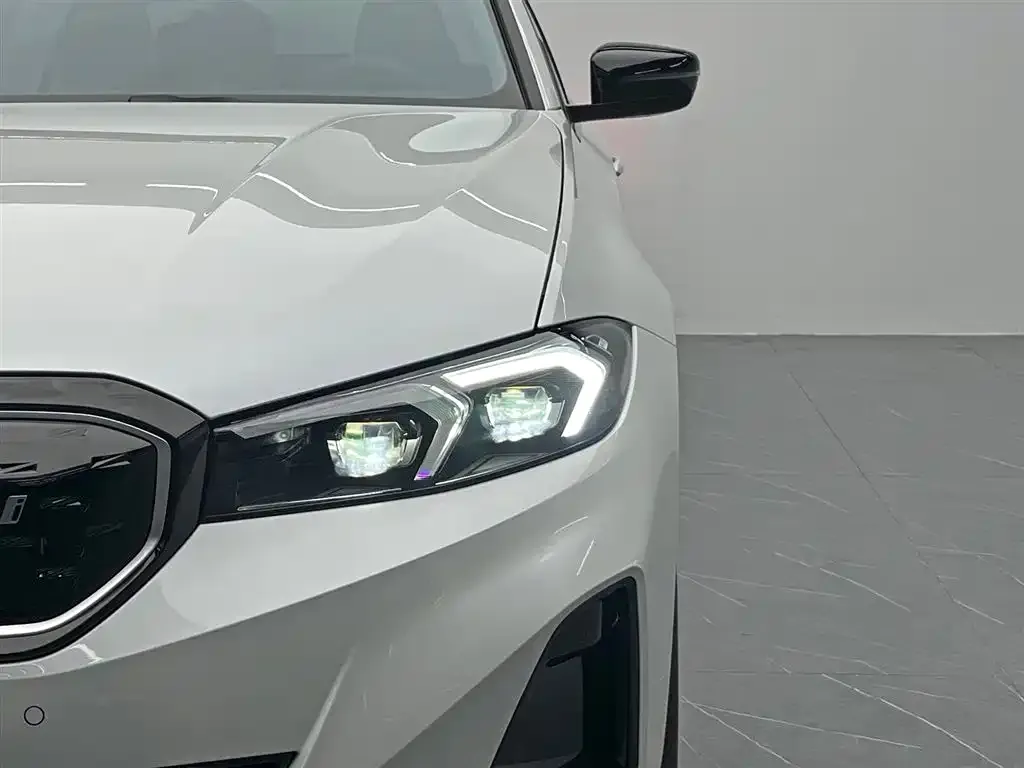 BMW i3 — фото 9
