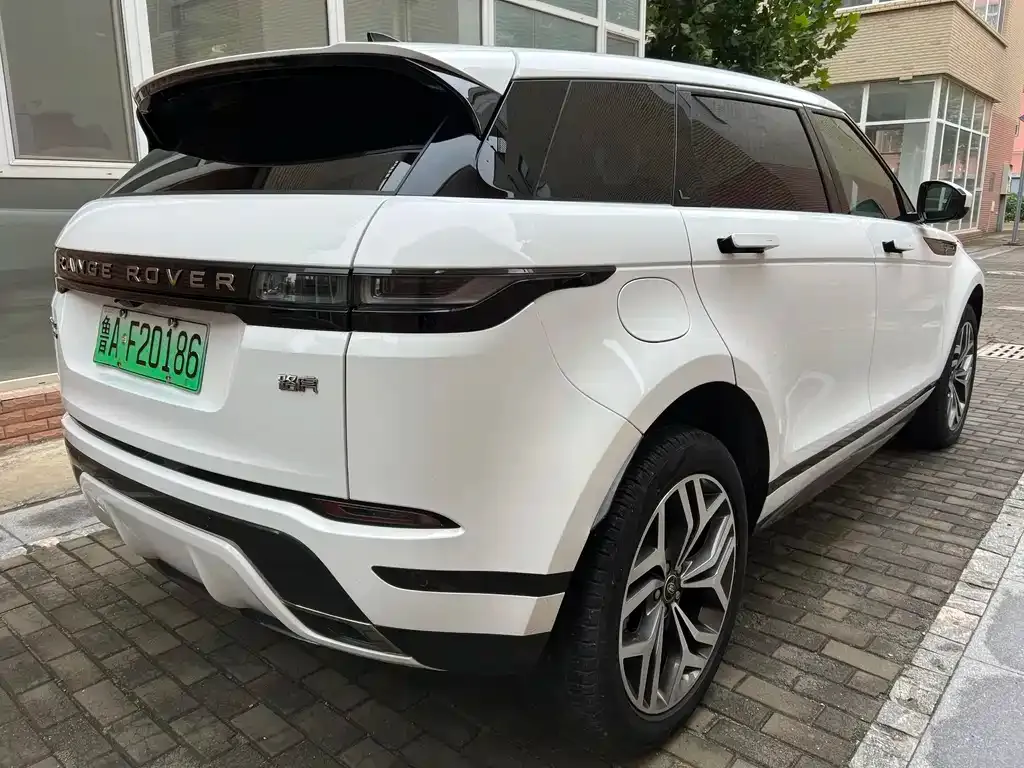 Land Rover Evoque PHEV — фото 6