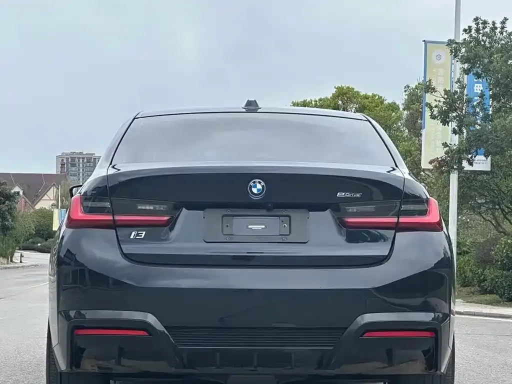 BMW i3 — фото 5