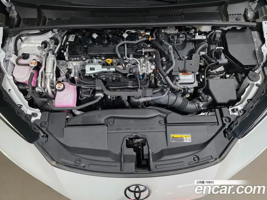 Toyota Prius — фото 6