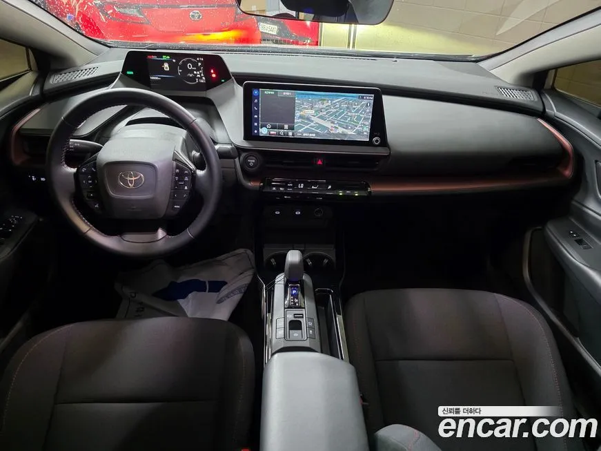 Toyota Prius — фото 7