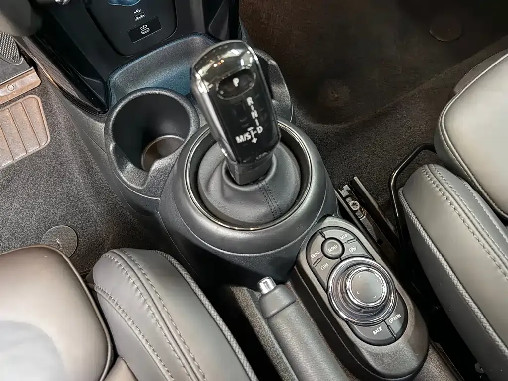 MINI Cooper (3-door) — фото 7