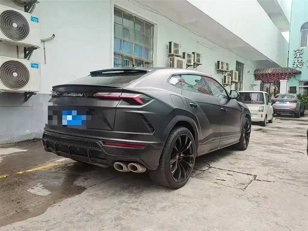 Lamborghini Urus — фото 7