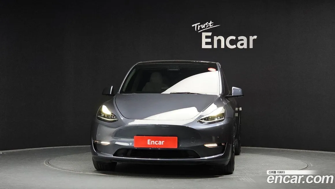 Tesla Model Y — фото 3