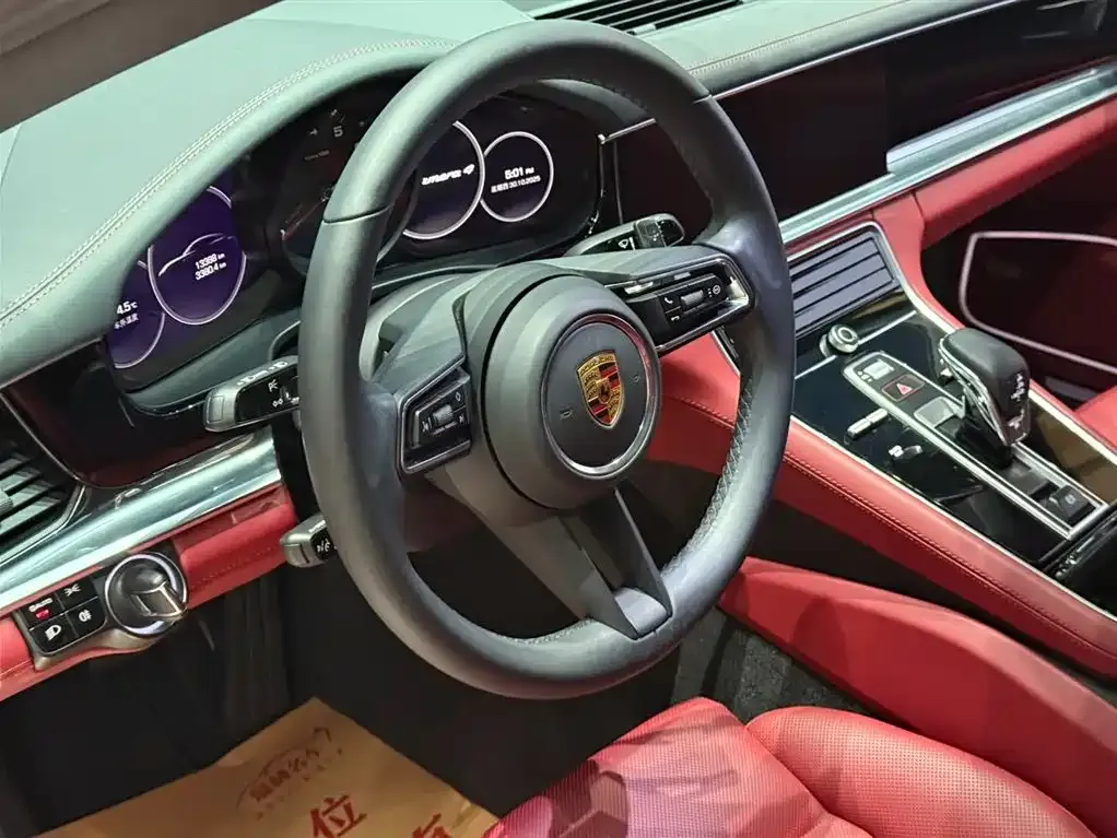 Porsche Panamera — фото 10