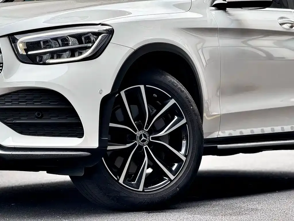 Mercedes-Benz GLC — фото 9