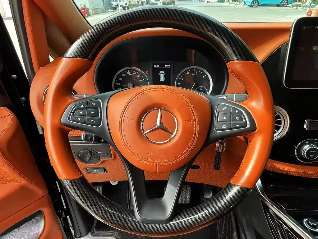 Mercedes-Benz Vito — фото 7