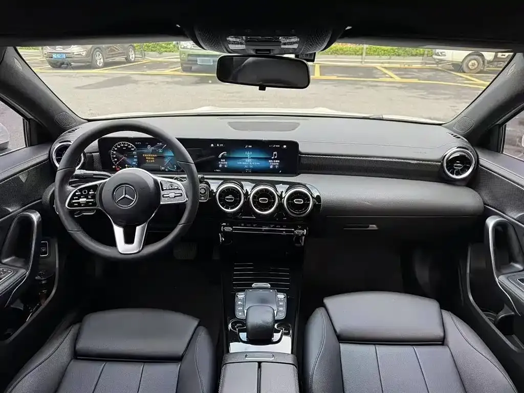 Mercedes-Benz A-Class — фото 10