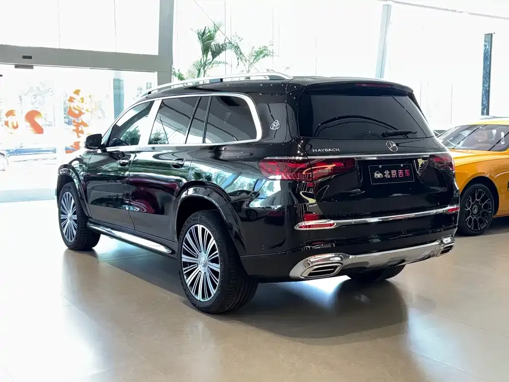Mercedes-Benz GLS — фото 5