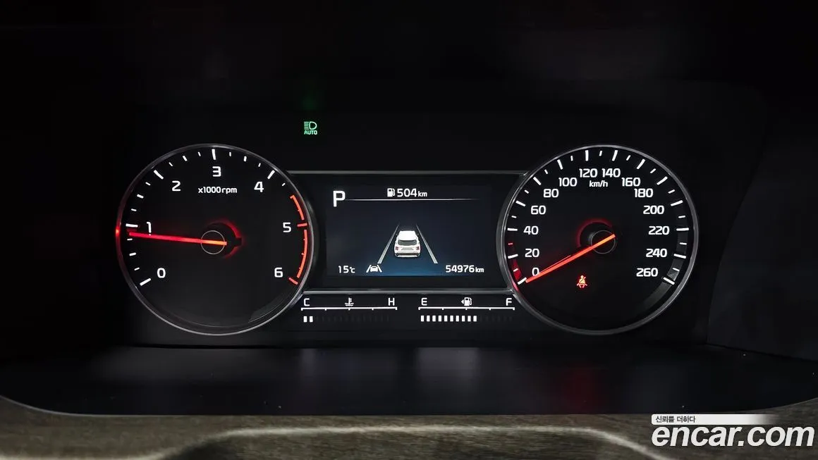 Kia Sorento — фото 8